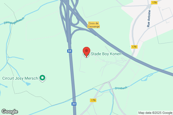 Terrains De Sport Boy Konen